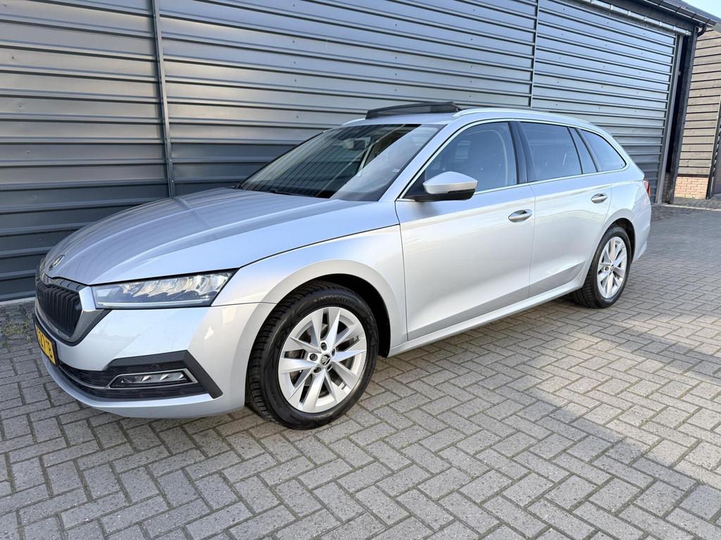 Skoda Octavia Combi 1.0 e-TSI DSG Aut Business Edition Pano, Auto's, Skoda, Bedrijf, Te koop, Octavia, ABS, Airbags, Airconditioning