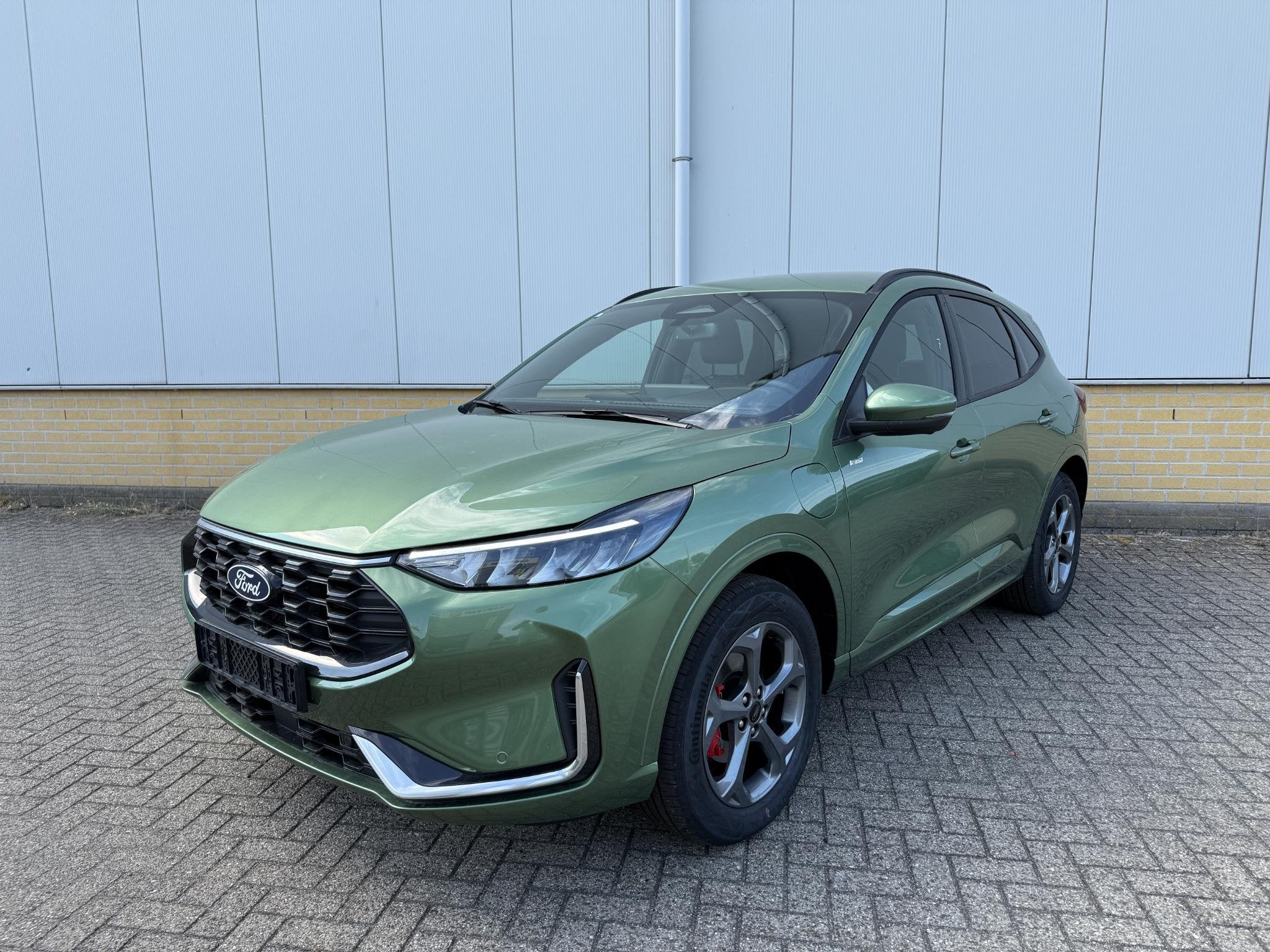 Ford Kuga 2.5 PHEV ST-Line X 243 PK | Wegklapbare trekhaak |, Auto's, 14 kWh, Lichtsensor, Euro 6, 4 cilinders
