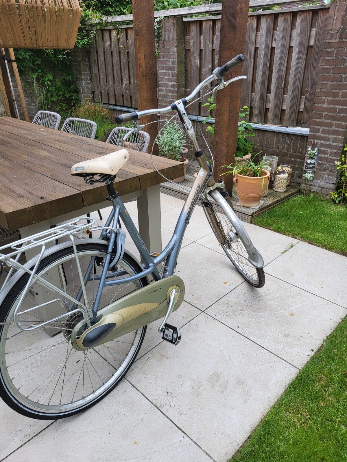 Batavus Damesfiets - Comfortabel en Betrouwbaar, Fietsen en Brommers, Fietsen | Dames | Damesfietsen, Ophalen, Velgrem, Versnellingen