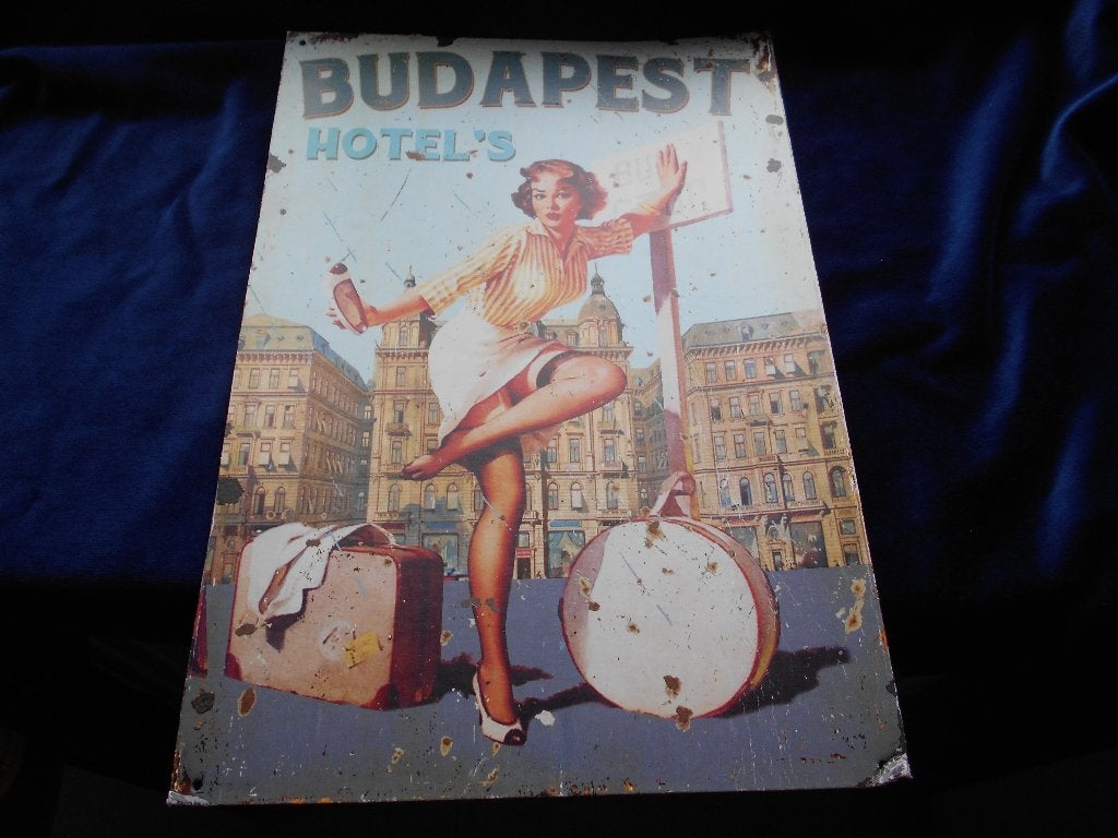 ZELDZAME oude poster van Hotels in Budapest, nu 0,75., Ophalen of Verzenden, A1 t/m A3, Reclame, Rechthoekig Staand