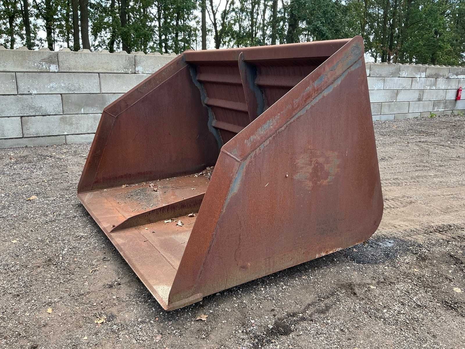 Volume Bak 2550mm Passend Merlo Voorzetapparatuur