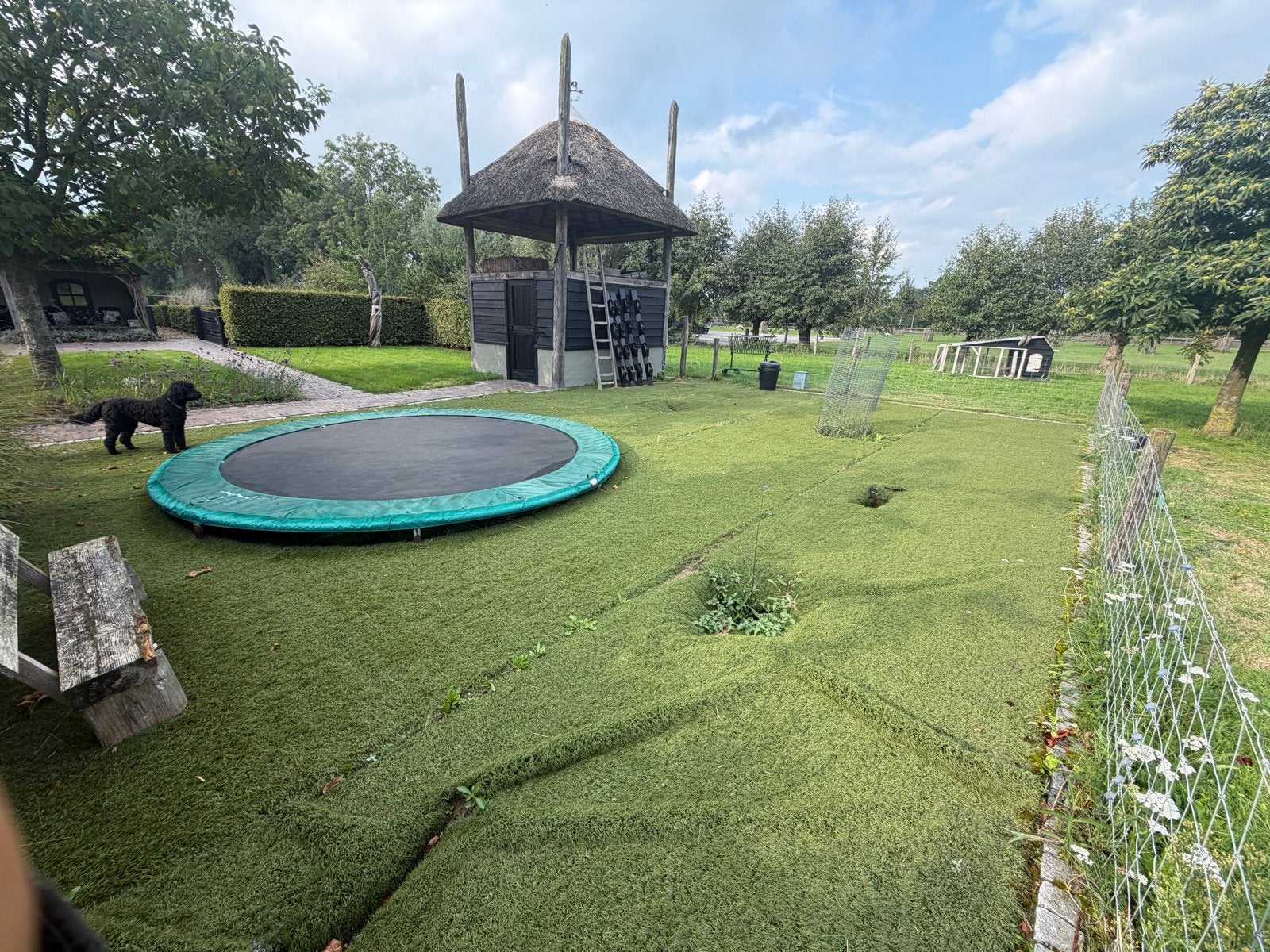 Inbouw trampoline met kunstgras, Ophalen, Gebruikt