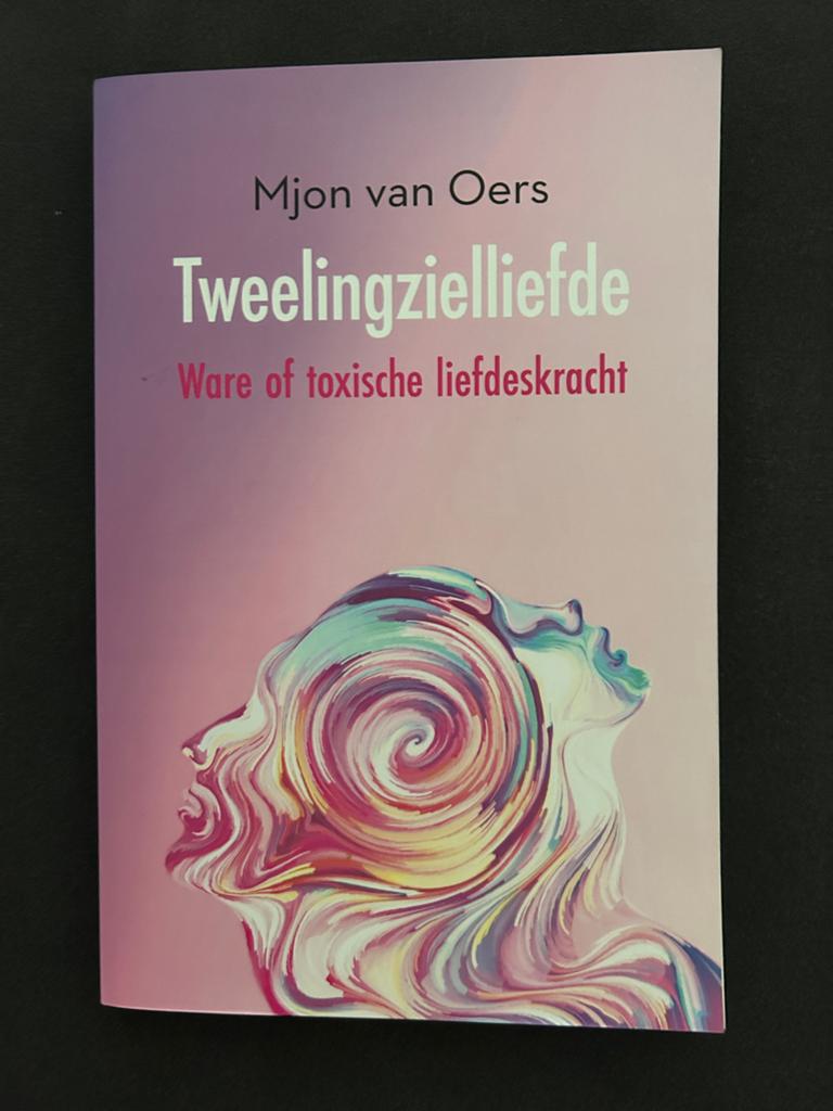 Tweelingzielliefde: Ware of toxische liefdeskracht, Ophalen of Verzenden, Zo goed als nieuw, Spiritualiteit algemeen, Achtergrond en Informatie