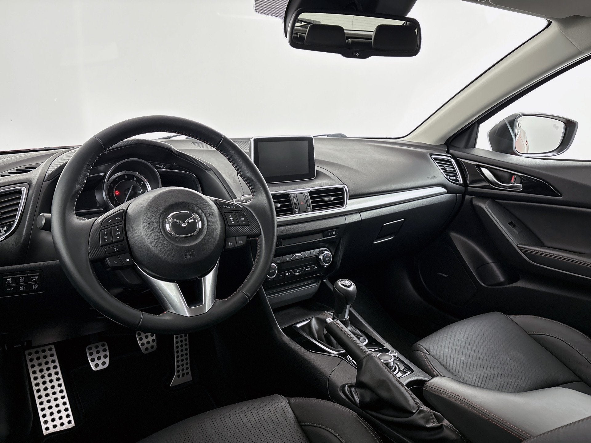 Mazda 3 - 2.0 HP GT-M // DEALERONDERHOUDEN // LEDER // STOEL, Gebruikt, Leder, Bedrijf, Handgeschakeld