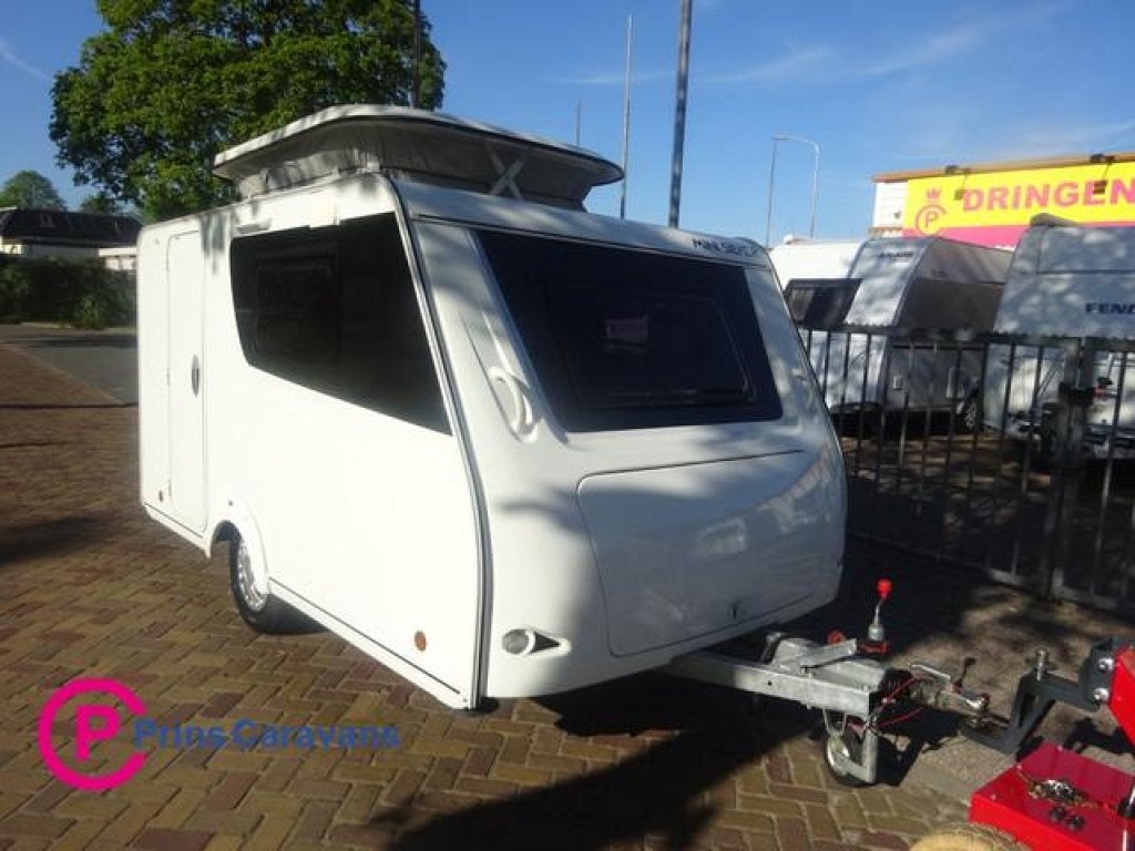 GERESERVEERD, Caravans en Kamperen, Trigano, Tot en met 2, Bedrijf, Koelkast