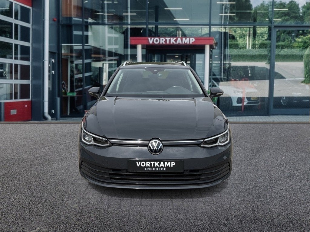 Volkswagen GOLF 1.0 eTSI DSG LIFE TREKHAAK/NAVI/ACC/STOELVER, Gebruikt, 680 kg, Met garantie (alle), Origineel Nederlands