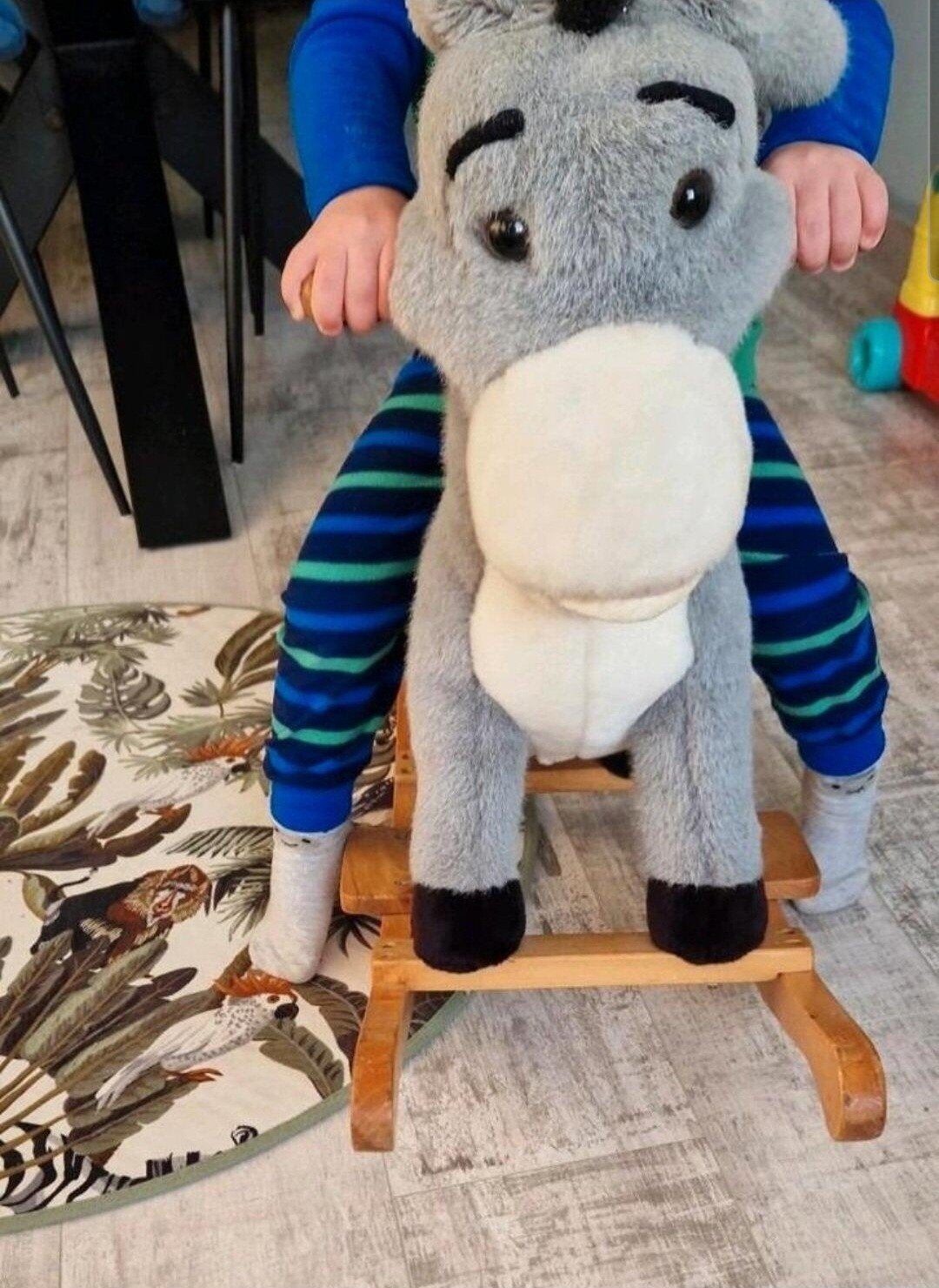 Hobbel Ezel, Kinderen en Baby's, Ophalen, Zo goed als nieuw