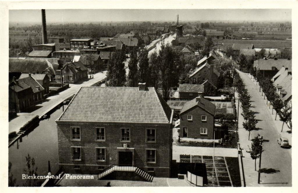 Bleskensgraaf. Panorama - 1956 gelopen, Ophalen of Verzenden, 1940 tot 1960, Gelopen, Zuid-Holland