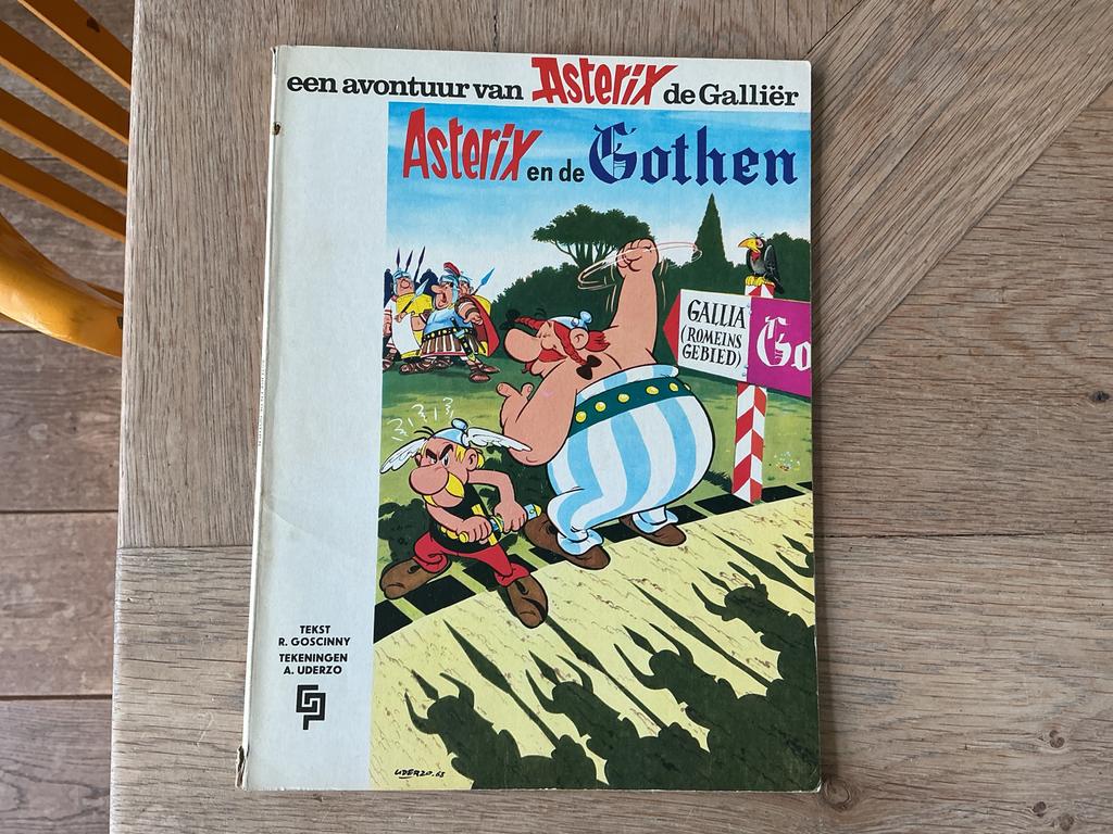 Asterix en de Gothen - Klassiek stripboek, Boeken, Eén stripboek, Ophalen of Verzenden, Gelezen