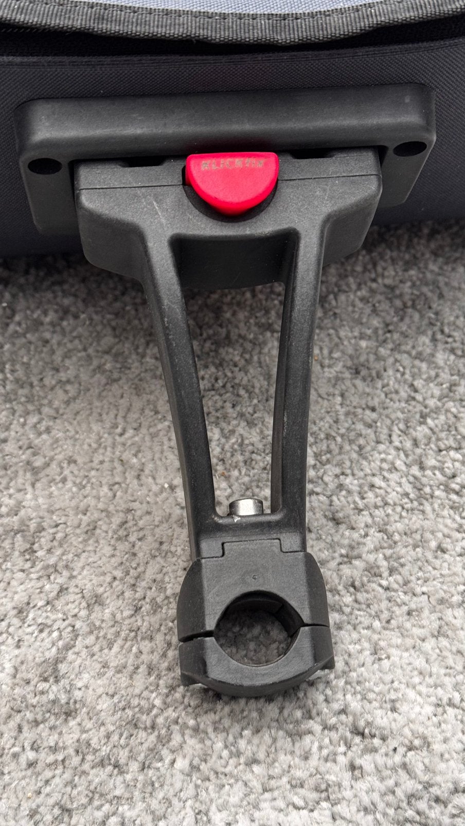 2 KlickFix adapters voor fietstas of mand, Ophalen, Gebruikt