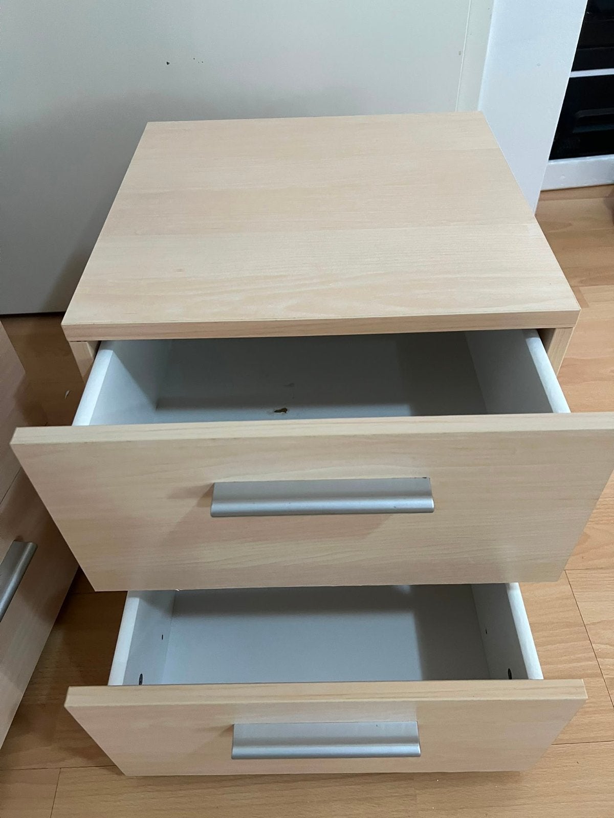 Nachtkastje/Ladekastje met 2 lades - Licht hout, Ophalen, Gebruikt, 55 tot 70 cm, 45 tot 65 cm
