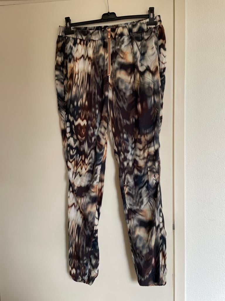 Gustav viscose broek maat 42 batik print, Overige kleuren, Maat 42/44 (L), Ophalen of Verzenden, Zo goed als nieuw