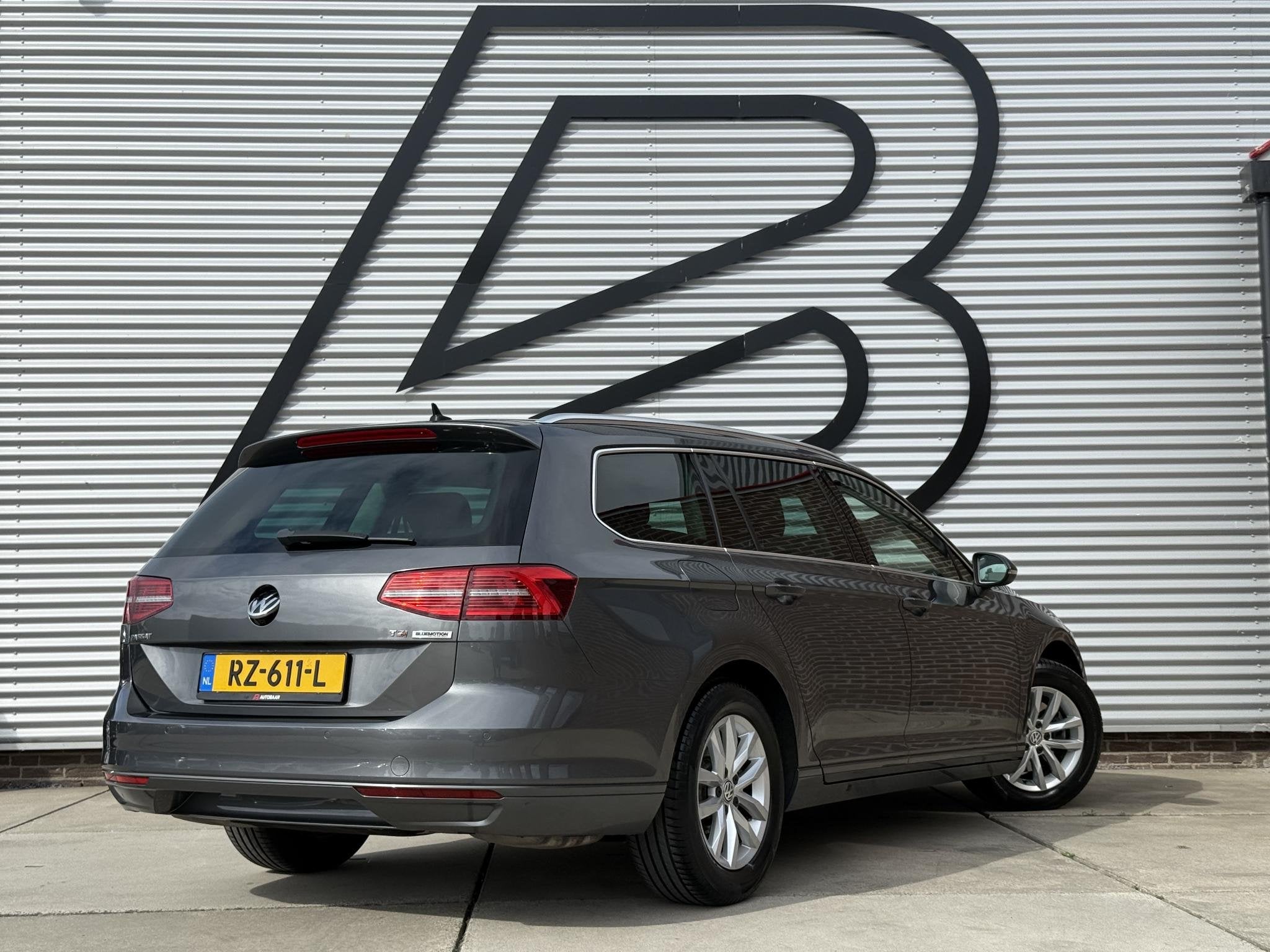 Volkswagen Passat Variant 1.4 TSI ACT Connected Series Plus, Voorwielaandrijving, Gebruikt, 4 cilinders, 150 pk