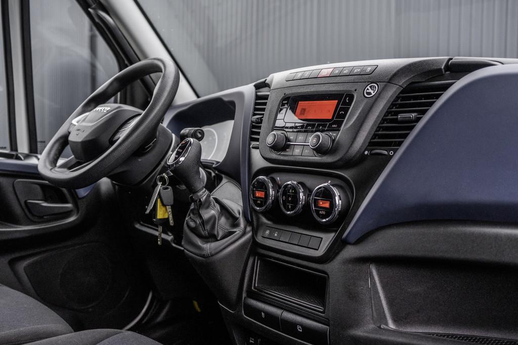 Iveco Daily *35S14V 2.3 L2H2 | Automaat | Euro 6 | Cruise |, Automaat, Gebruikt, Iveco, Wit