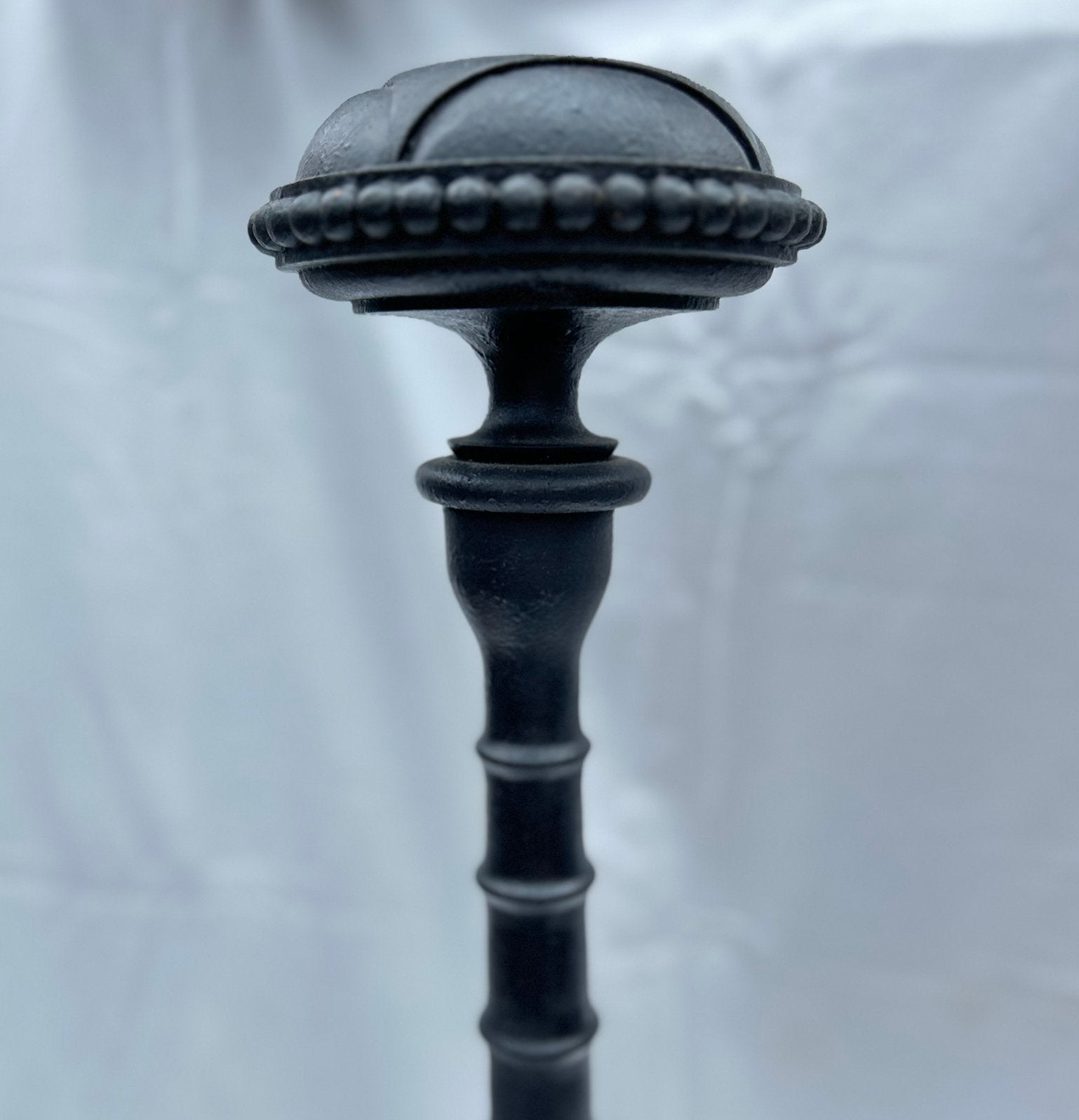 Bijzonder mooie hoedenstandaard, 3-poot, 67 cm hoog, Antiek en Kunst, Ophalen of Verzenden
