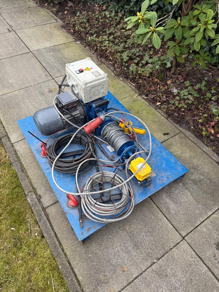 250 KG Haacon lier, Doe-het-zelf en Verbouw, Lieren en Takels, Ophalen, Nieuw