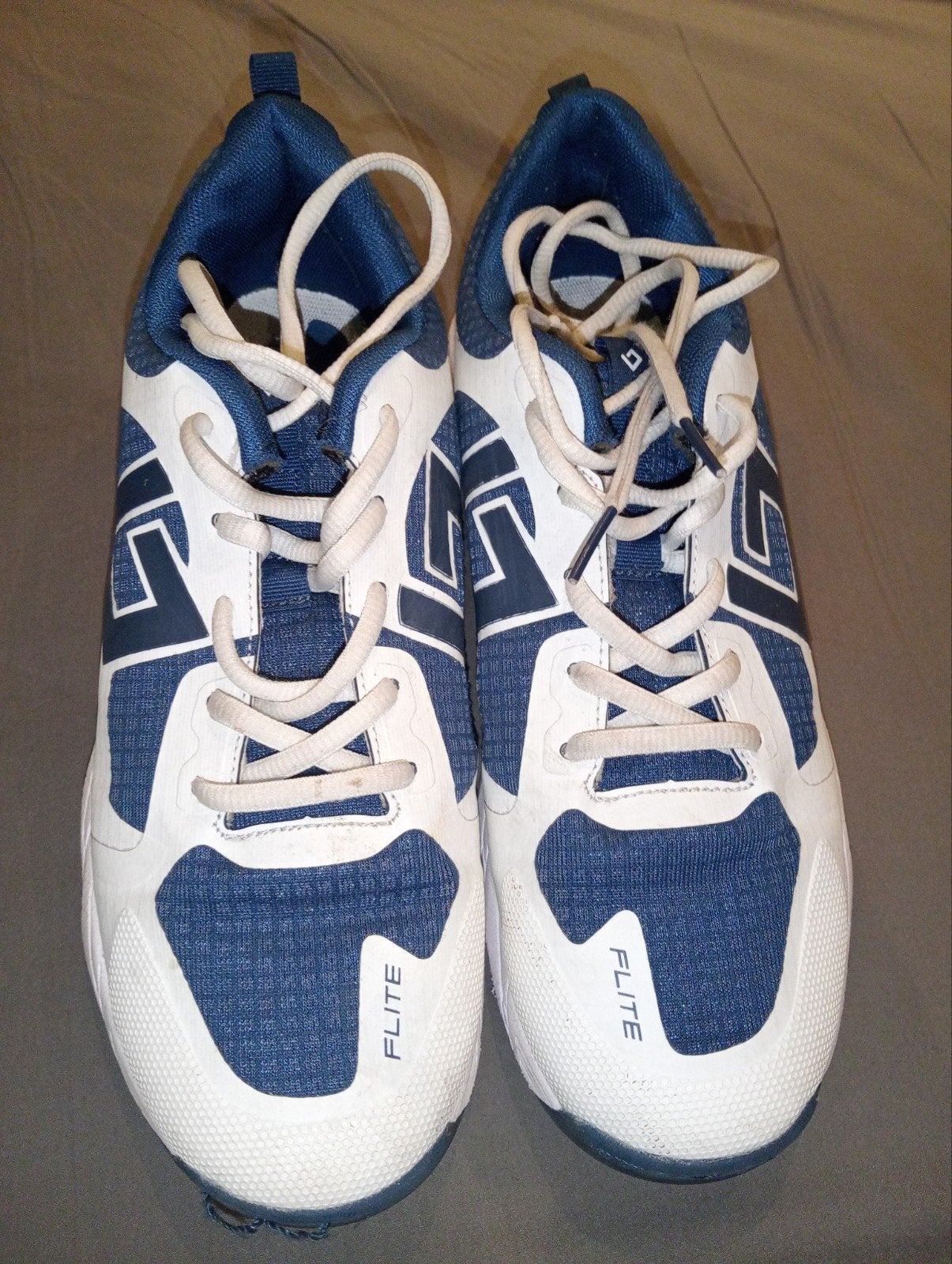 Brabo Flite Hockey korfbal schoenen - Maat 42, Brabo, Ophalen of Verzenden, Zo goed als nieuw, Wit