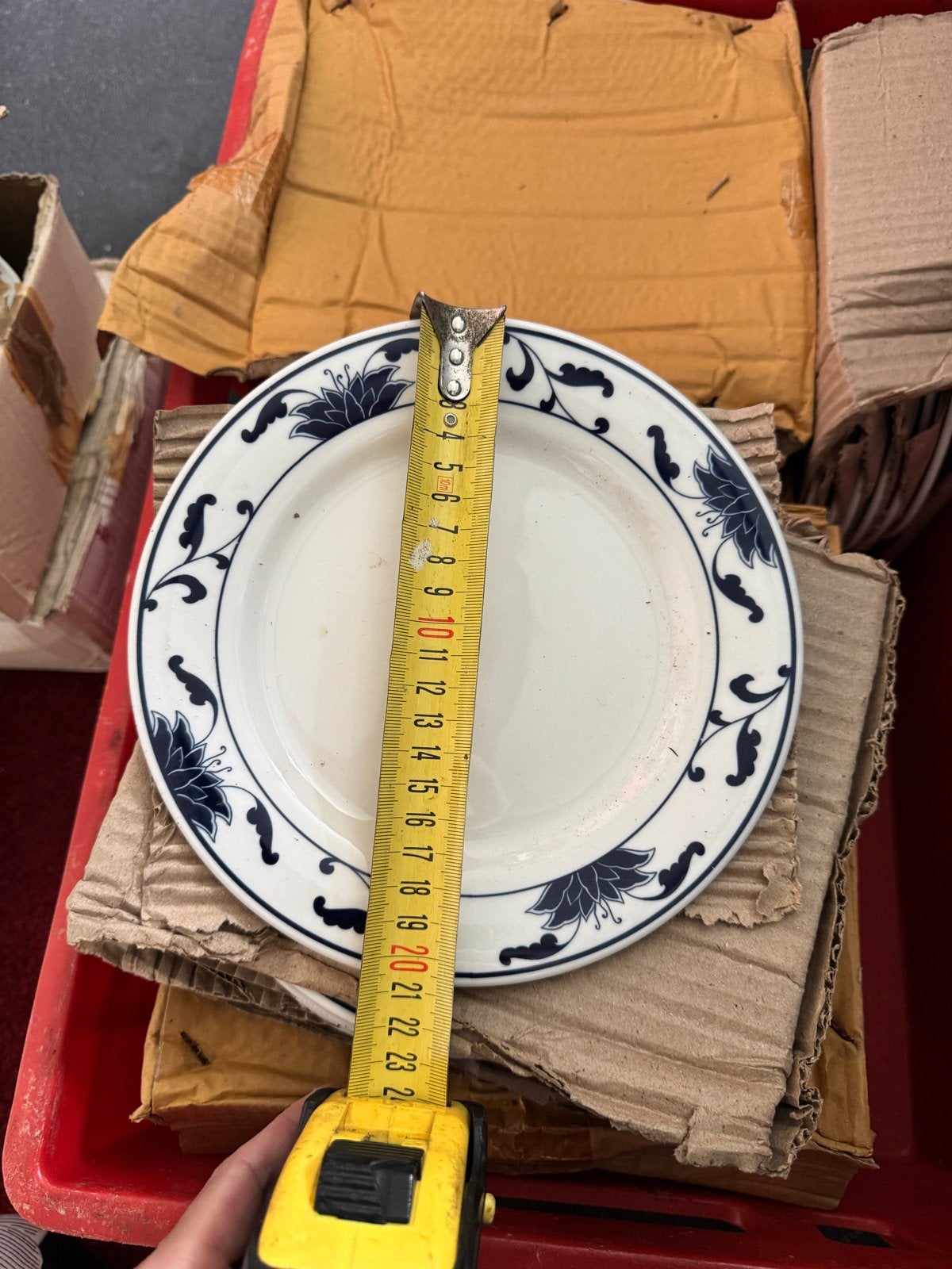 Set van 18 Chinese porseleinen borden, blauw-wit, Ophalen