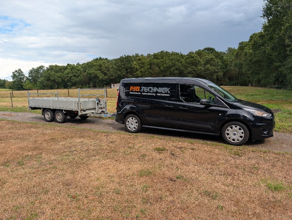 Aanhangwagen - aanhanger - dubbelasser TE HUUR HUREN