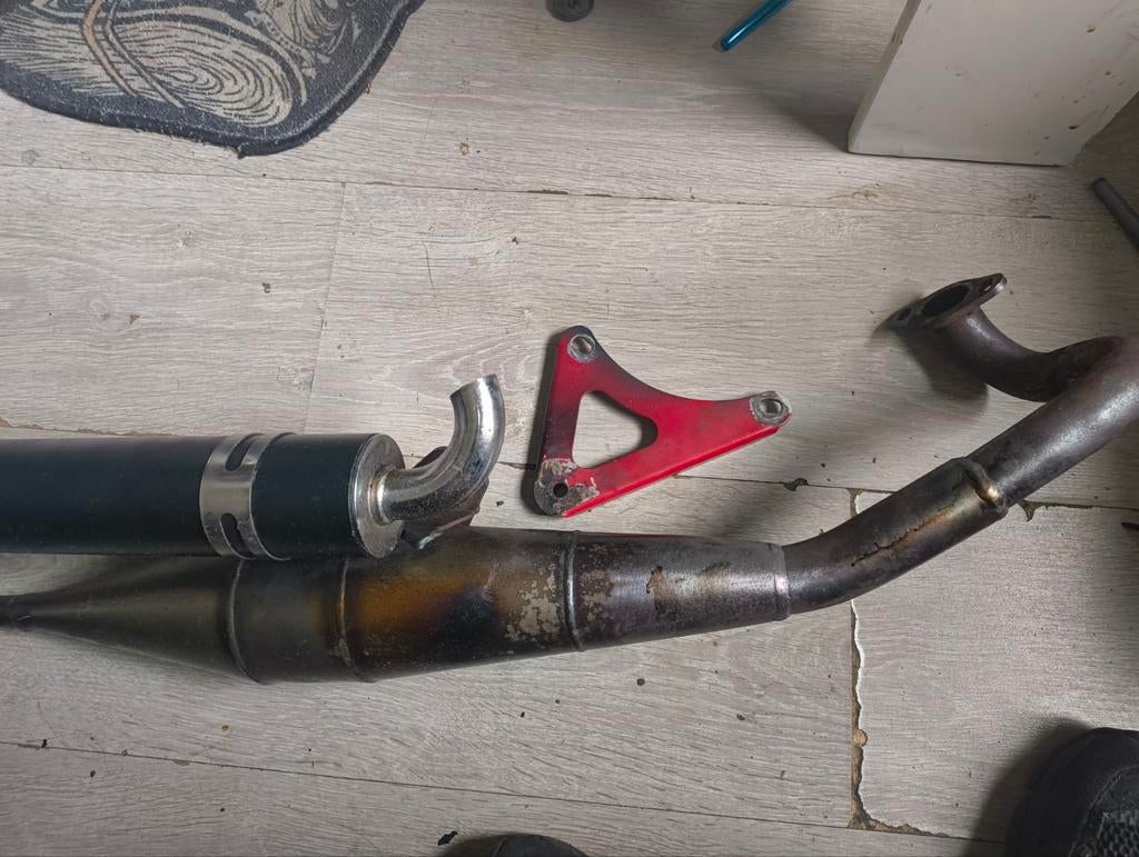 Peugeot Ludix Horizontaal Onderdelen - Uitlaat, Fietsen en Brommers, Ophalen of Verzenden, Gebruikt, Uitlaat, Peugeot