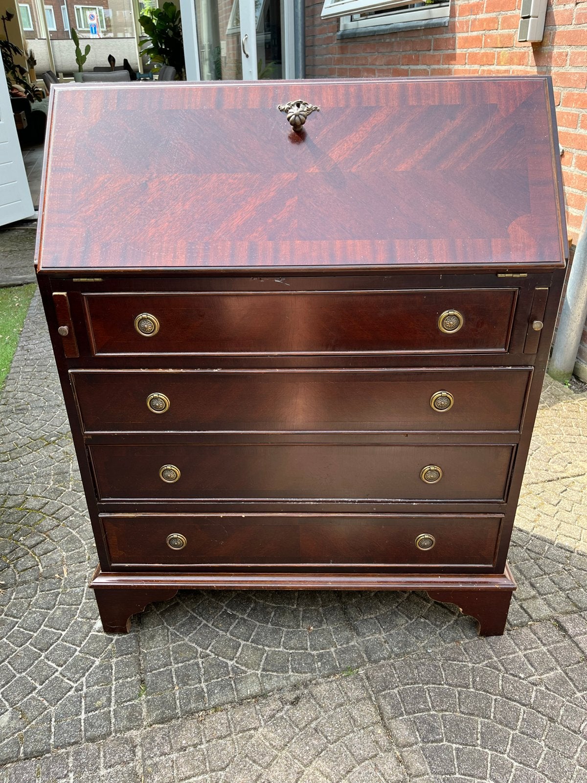 Mahoniehouten secretaire met lades, Ophalen