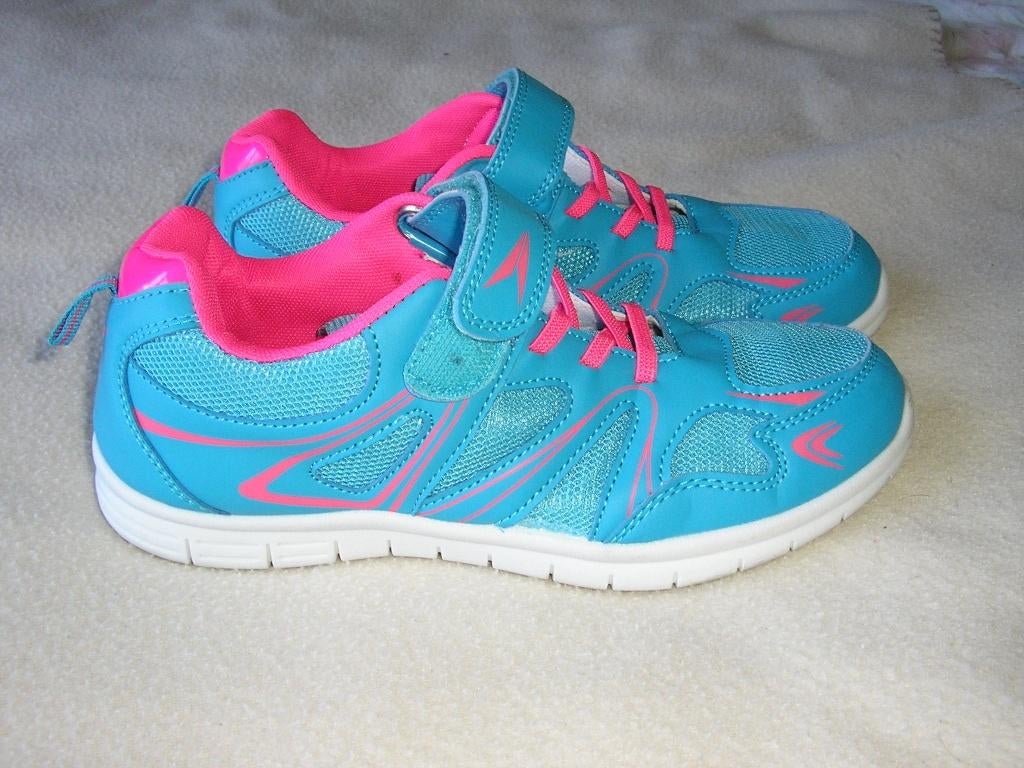 Sneakers van Osaga maat 38, Blauw, Ophalen of Verzenden, Osaga, Sneakers of Gympen