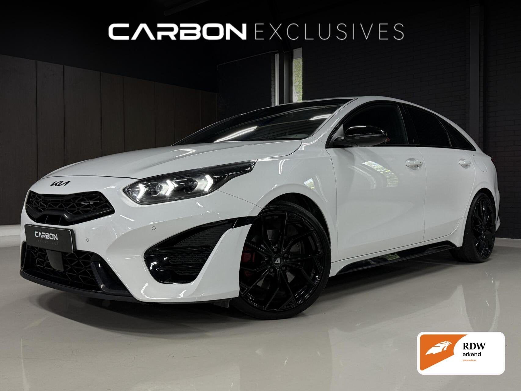 Kia ProCeed 1.6 T-GDi GT | JBL | Dealer | Facelift | ACC, Auto's, Dealer onderhouden, 15 km/l, Gebruikt, Wit