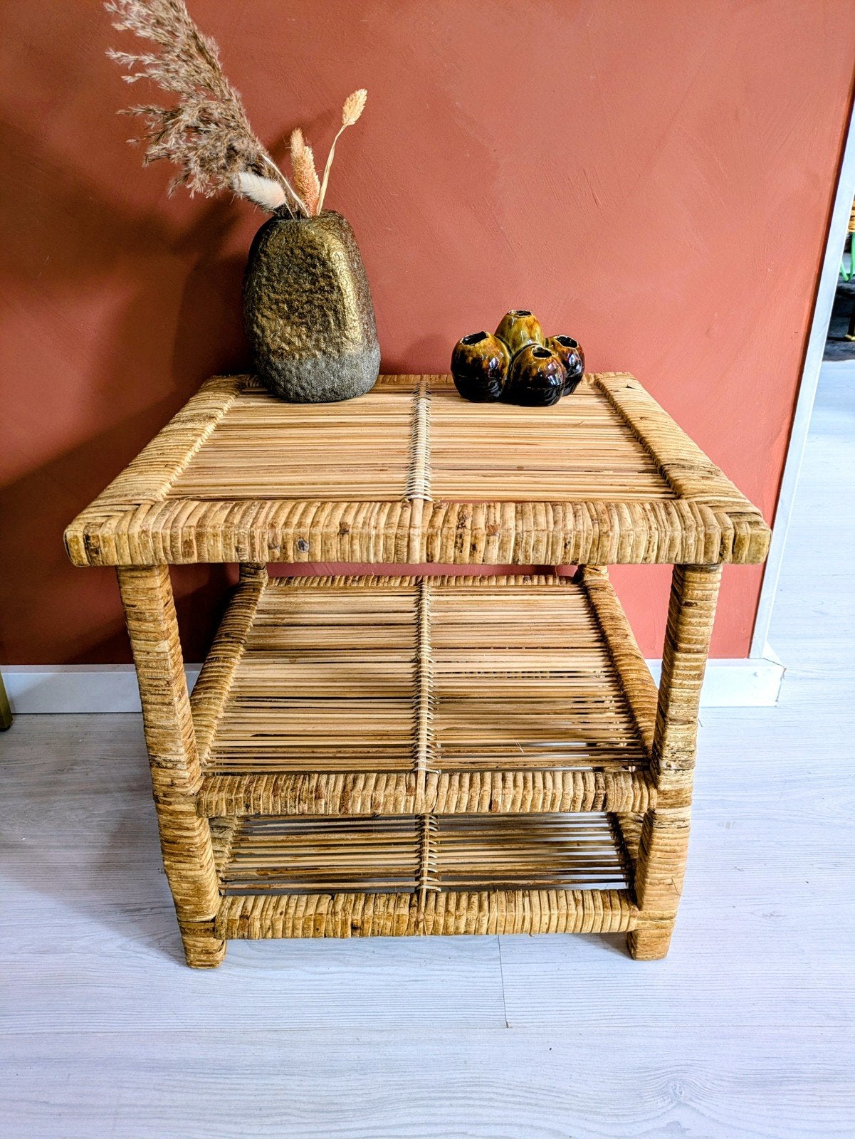 Vintage Rotan Bijzettafel, Ophalen, Minder dan 55 cm, Vierkant, Zo goed als nieuw