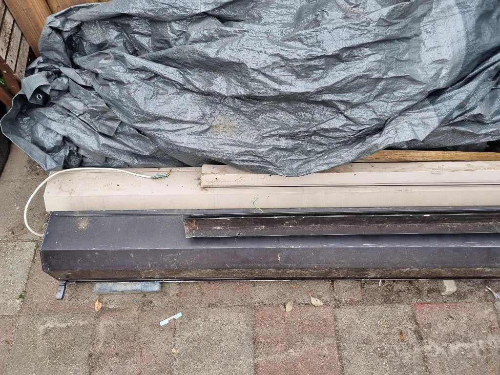 Rolluik, Doe-het-zelf en Verbouw, Rolluiken, Ophalen, Gebruikt, Minder dan 100 cm, Crème of Beige