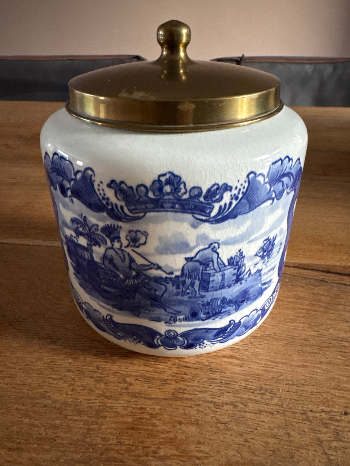 Antieke Goudse tabakspot met Delfts blauw decor, Antiek en Kunst, Antiek | Keramiek en Aardewerk, Ophalen of Verzenden
