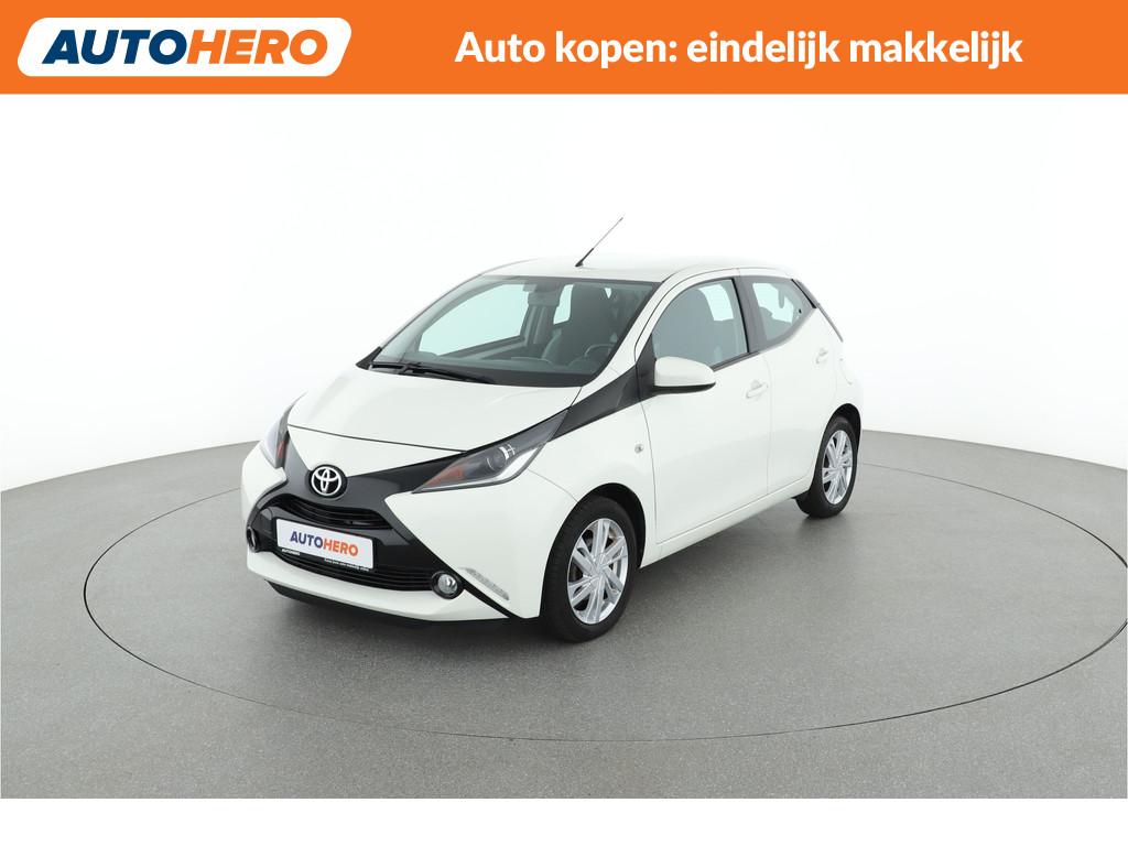 Toyota Aygo 1.0 VVT-i x-play | TY47046 | (bj 2017), Auto's, Toyota, Voorwielaandrijving, Stof, Gebruikt, Met garantie (alle)