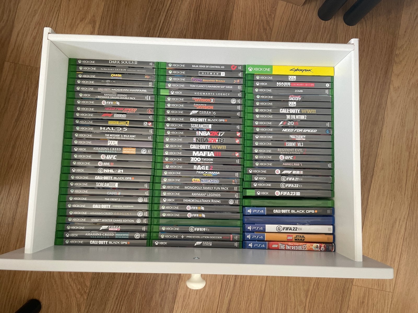 Xbox one / series games los te koop, Online, Vanaf 18 jaar, One Microsoft Place, South County Business Park, Dublin D18 P521 IRELAND; Registered Office: 70 Sir Rogerson's Quay, Dublin D02 R296 IRELAND