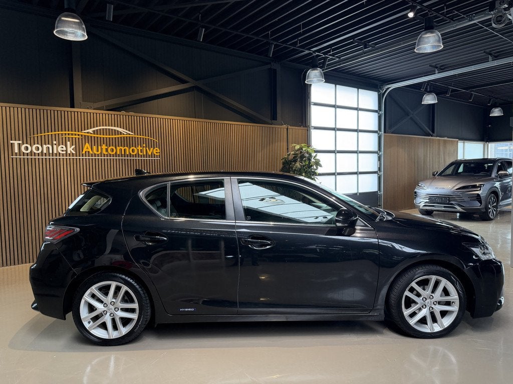 Lexus CT 200h F Sport Line SCHUIF KANTEL DAK | AUTOMAAT |, Auto's, Lexus, Gebruikt, 4 cilinders, Met garantie (alle), Zwart