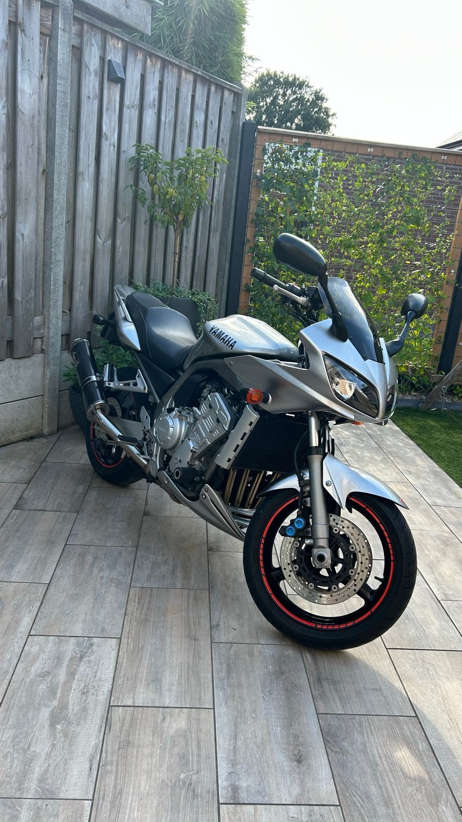 Yamaha Fazer 1000 - Sportieve Toermotor, Sportuitlaat, 4 cilinders, Gebruikt, Particulier