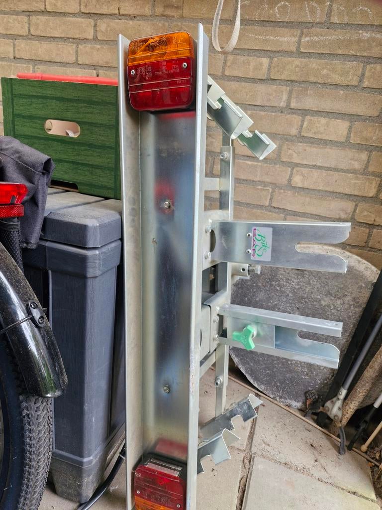 Bike Bar fietsdrager voor 2 fietsen - trekhaakbevestiging, Ophalen, 2 fietsen, Gebruikt, Trekhaakdrager