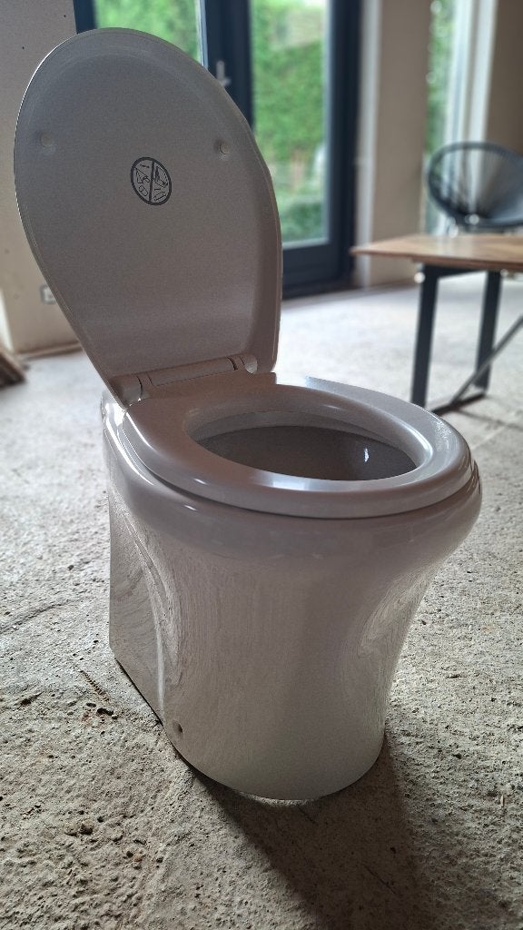 Dometic toilet electrisch., Ophalen, Gebruikt