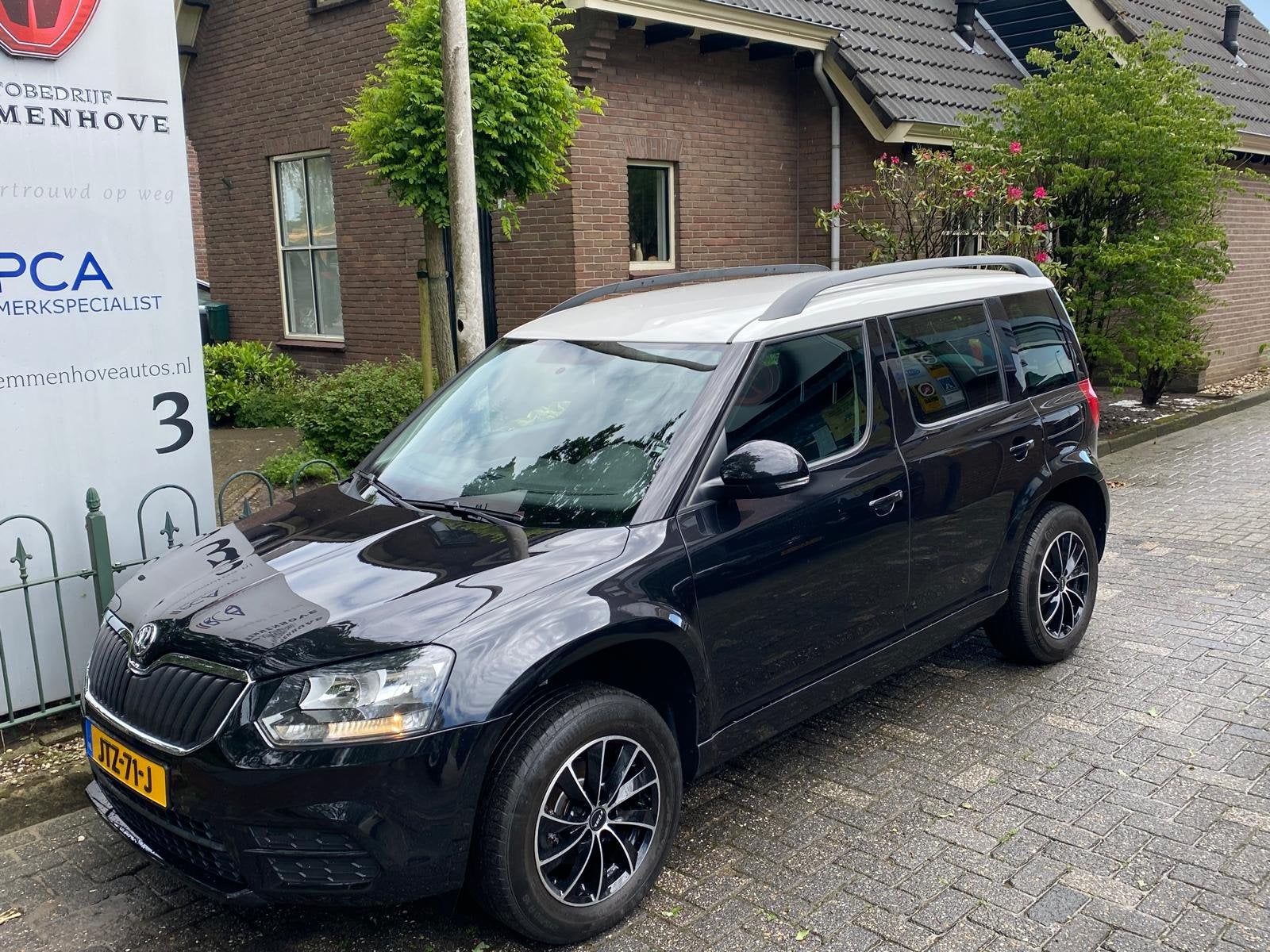 Skoda Yeti 1.2 TSI Ambition Arctic Airco-Ecc/Alu wielen/Mist, Voorwielaandrijving, Stof, Gebruikt, 4 cilinders