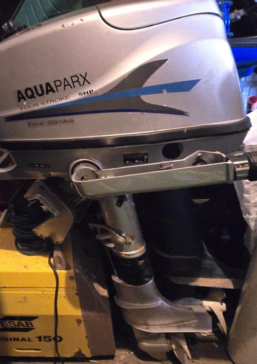 Aquaparx 5pk 4 takt buitenboordmotor - Ziet er netjes uit, Ophalen, Gebruikt