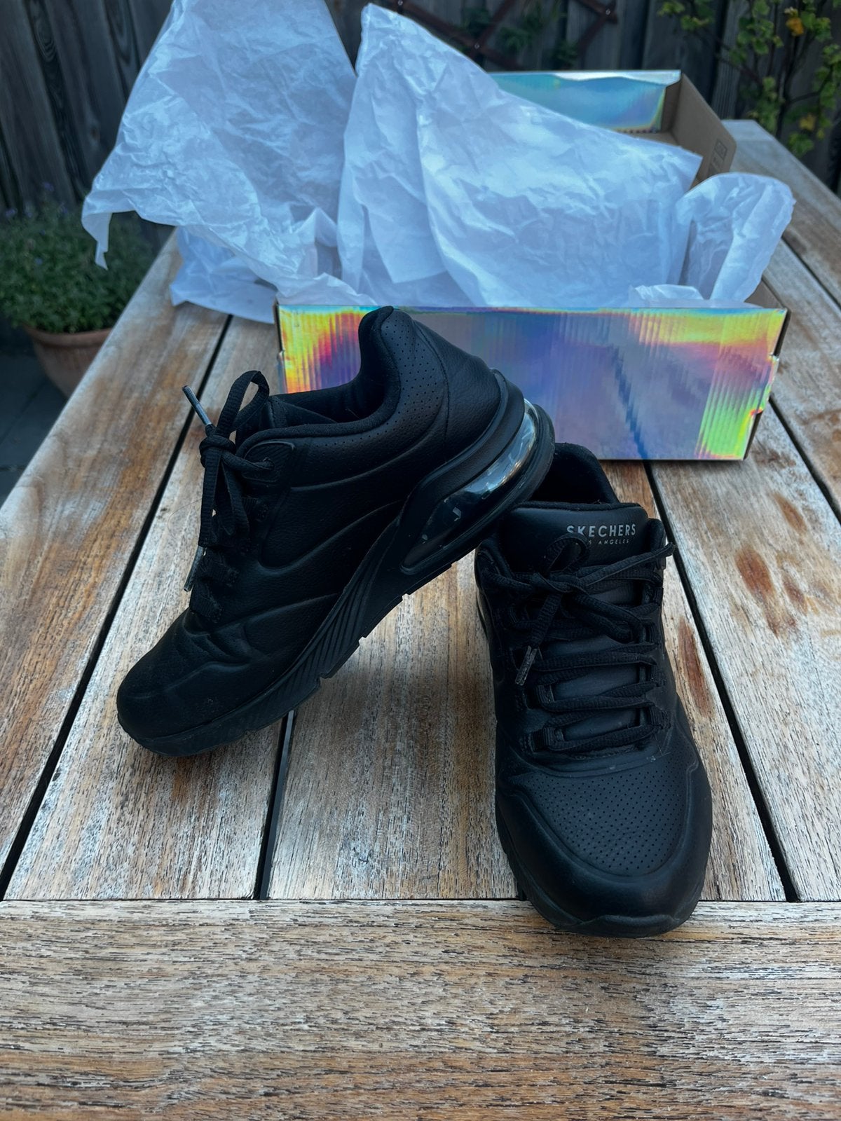 Skechers Uno 2 - Air Around You zwarte sneakers Mt 37- Vegan, Ophalen of Verzenden, Zo goed als nieuw, Zwart, Sneakers of Gympen