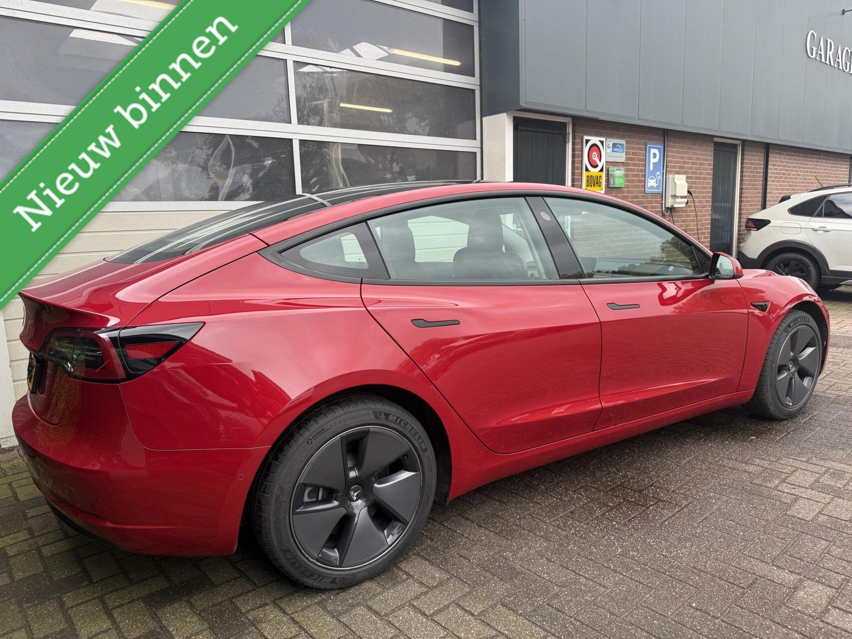 Tesla Model 3 Standard RWD Plus 60 kWh 36.000KM! SOH 92.7% *, Auto's, Automaat, Achterwielaandrijving, Gebruikt, Zwart