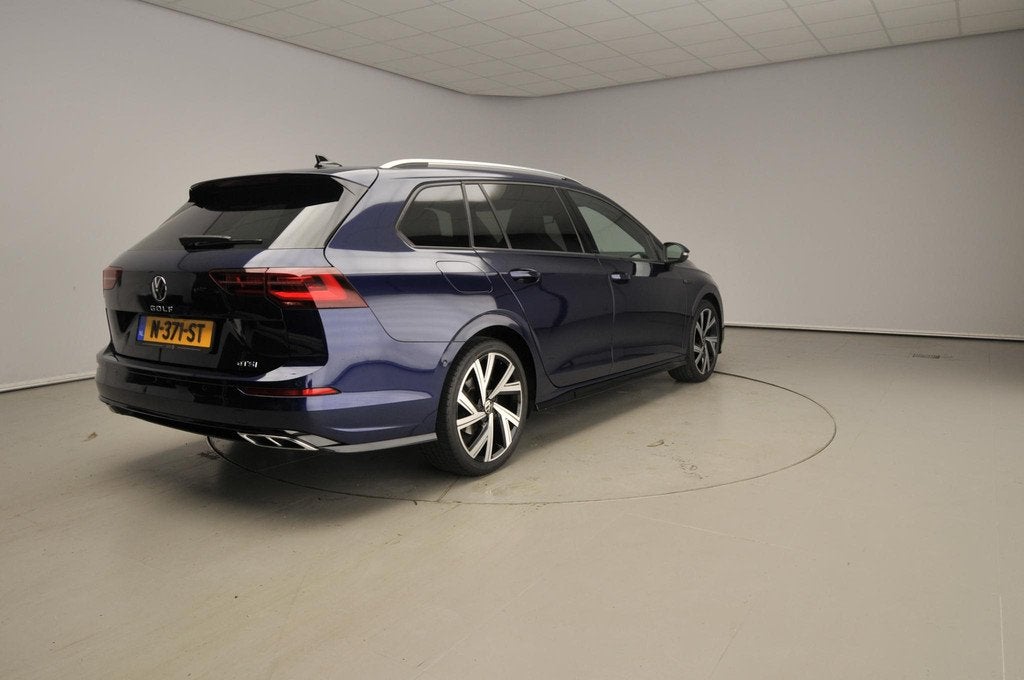 Volkswagen Golf Variant 1.5 eTSI R-Line | Harman/Kardon | Ca, Auto's, Volkswagen, Euro 6, 4 cilinders, 700 kg, Blauw