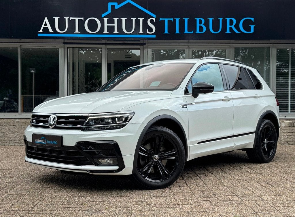 Volkswagen Tiguan 2.0 TSI 4Motion 3x R-Line Pano Trekhaak Ke, Auto's, Volkswagen, Automaat, Gebruikt, Wit, Bedrijf