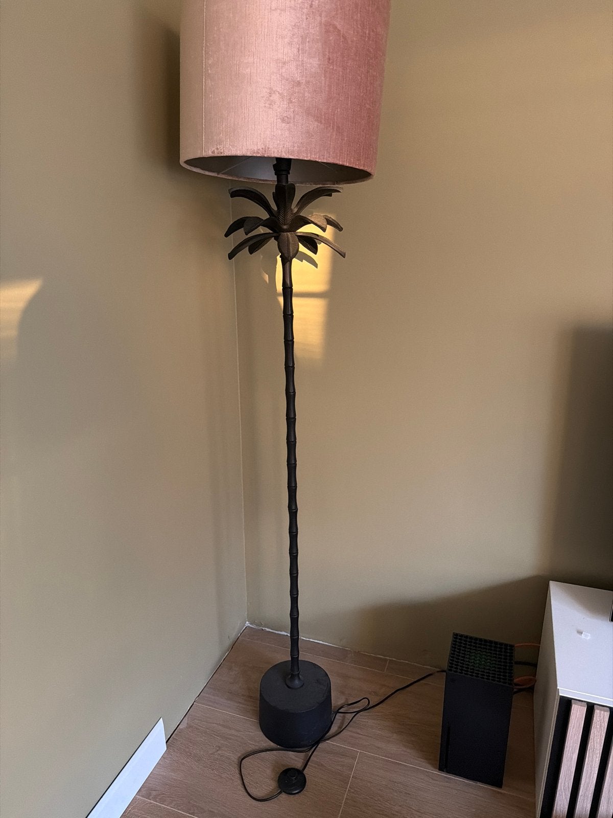 Palmboom staanlamp in hele goede staat, Ophalen, E27 (groot), Zo goed als nieuw, Metaal