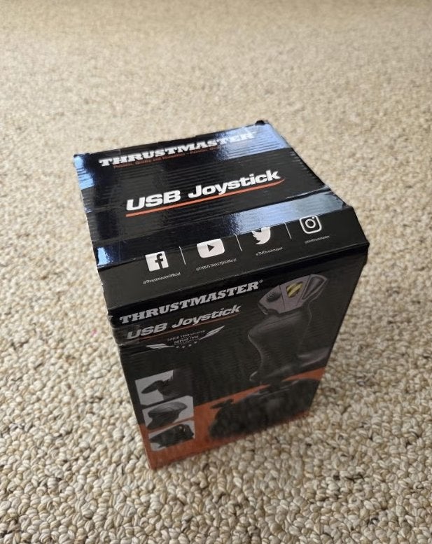 Nu verkoop USB Thrustmaster Flightsimulator Joystick bied 0+, Computers en Software, Joysticks, Zo goed als nieuw, Ophalen of Verzenden