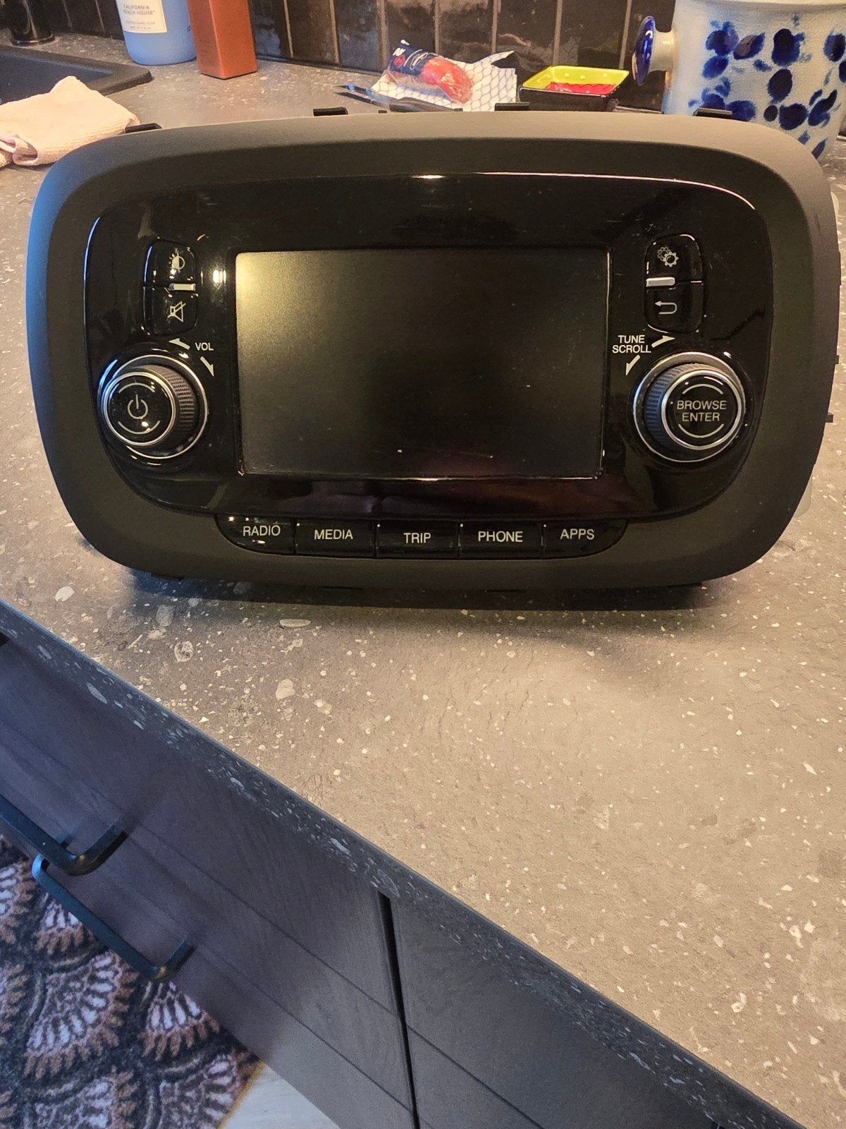 auto radio  fiat 500x, Ophalen