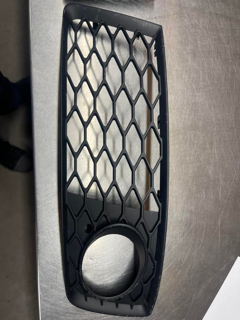Audi RS4 b7 bumper grille links en rechts, Auto-onderdelen, Ophalen of Verzenden, Links, Audi, Bumper