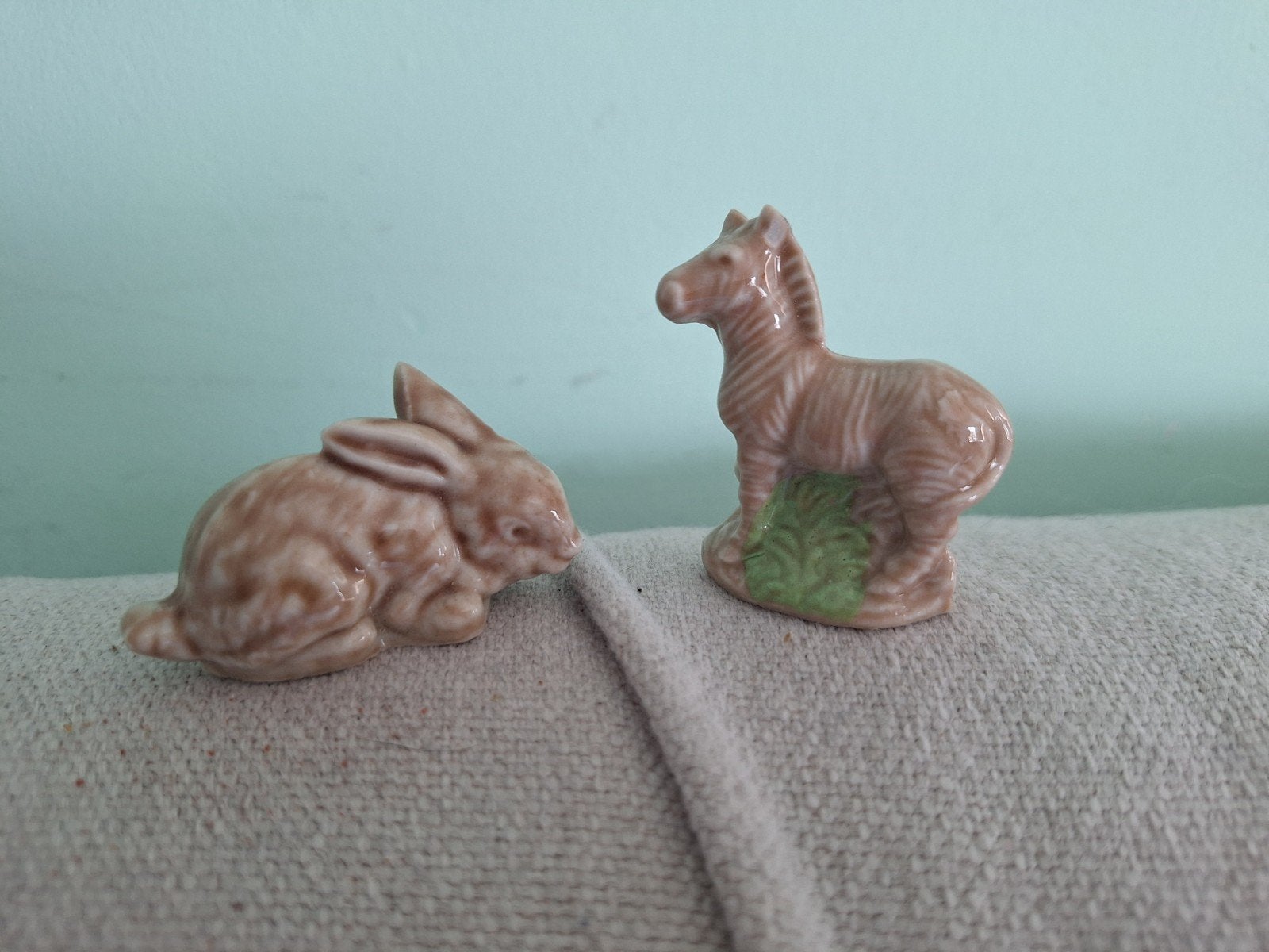 Set van 2 Whimsie beeldjes: Konijn en Zebra, Verzamelen, Ophalen of Verzenden, Zo goed als nieuw