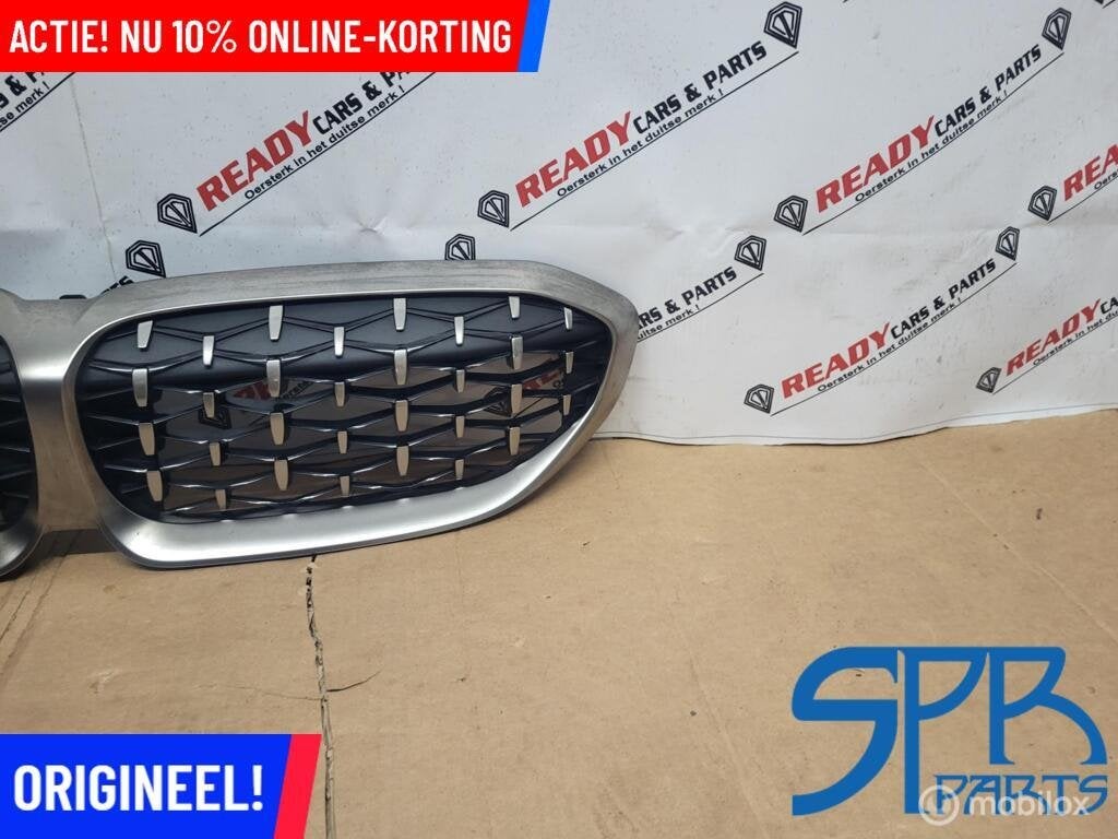 Grille BMW 3-serie G20 G21 M340I GRILL NIEREN CHROOM DIAMOND, Gebruikt, Ophalen of Verzenden, BMW, BMW