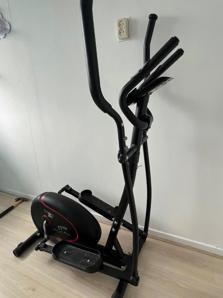 Hometrainer met fitness monitor - hartslag en tijd, Ophalen, Zo goed als nieuw, Benen, Hometrainer