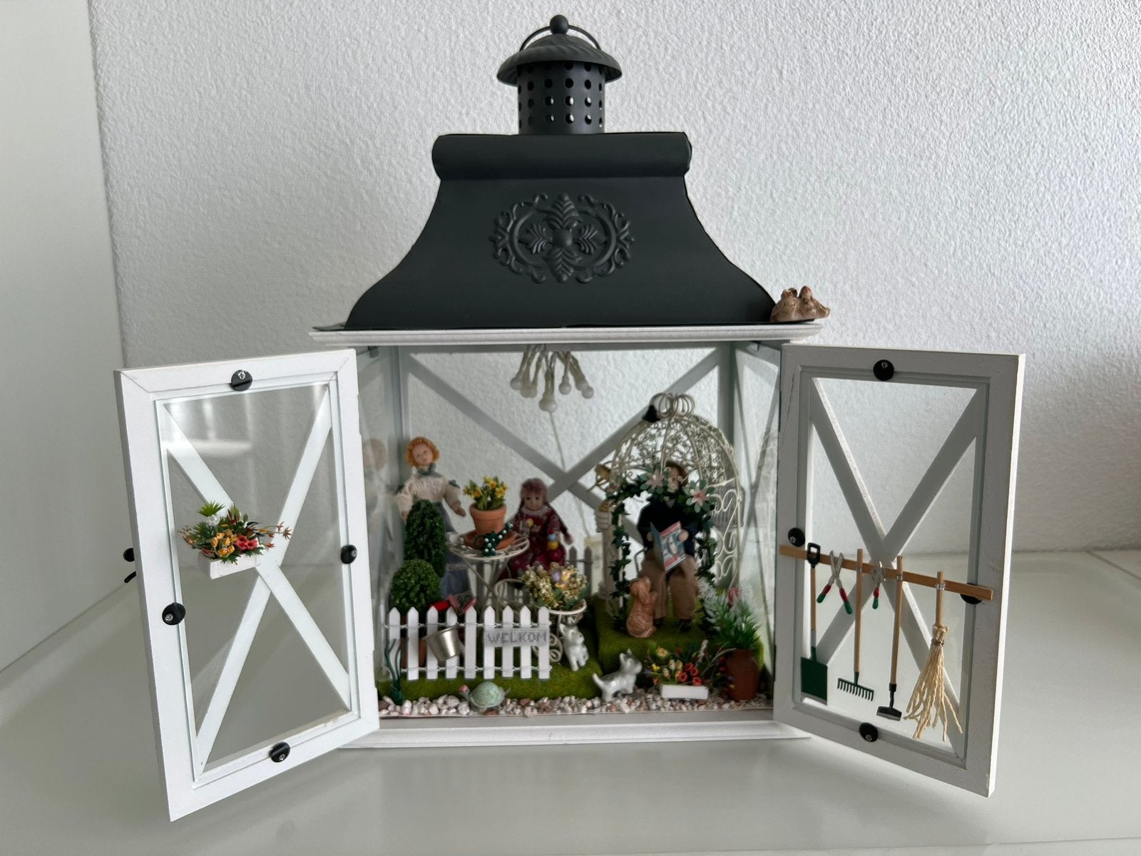 Lantaarn met poppenhuis tuin gebeuren, Ophalen of Verzenden